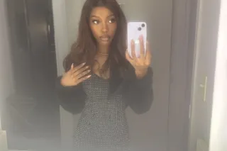 NEW petite sugar babe 💞 - 25 - Image 1