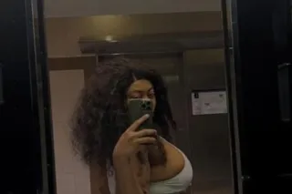 NEW CHICK in town ⭐1 DAY ONLY‼Small Waist Cute Face Big Booty Vixen Passin Thru - Image 5